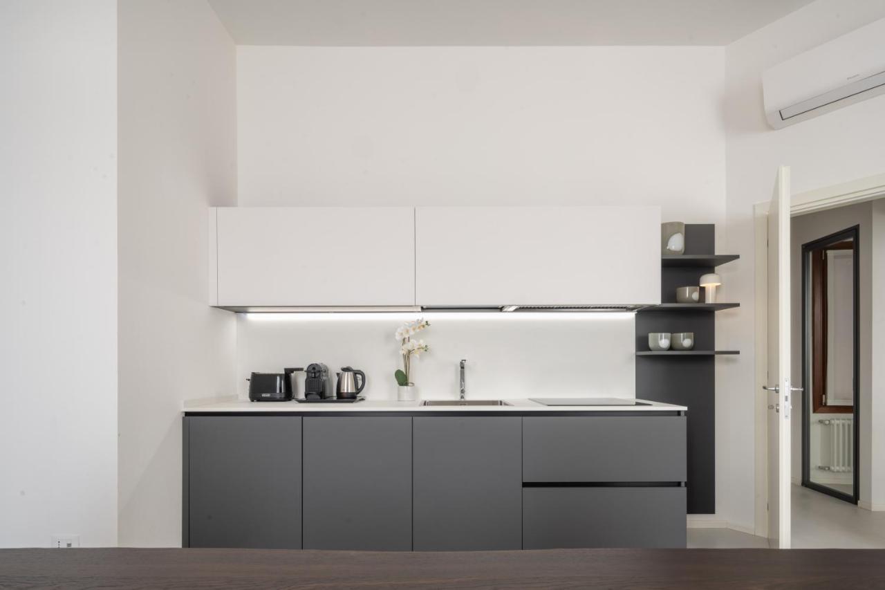 Design Apartment With Balcony On The Grand Canal R&R Venedik Dış mekan fotoğraf