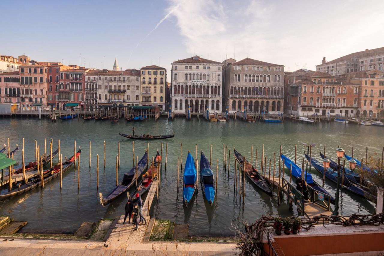 Design Apartment With Balcony On The Grand Canal R&R Venedik Dış mekan fotoğraf