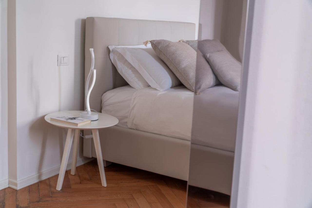 Design Apartment With Balcony On The Grand Canal R&R Venedik Dış mekan fotoğraf